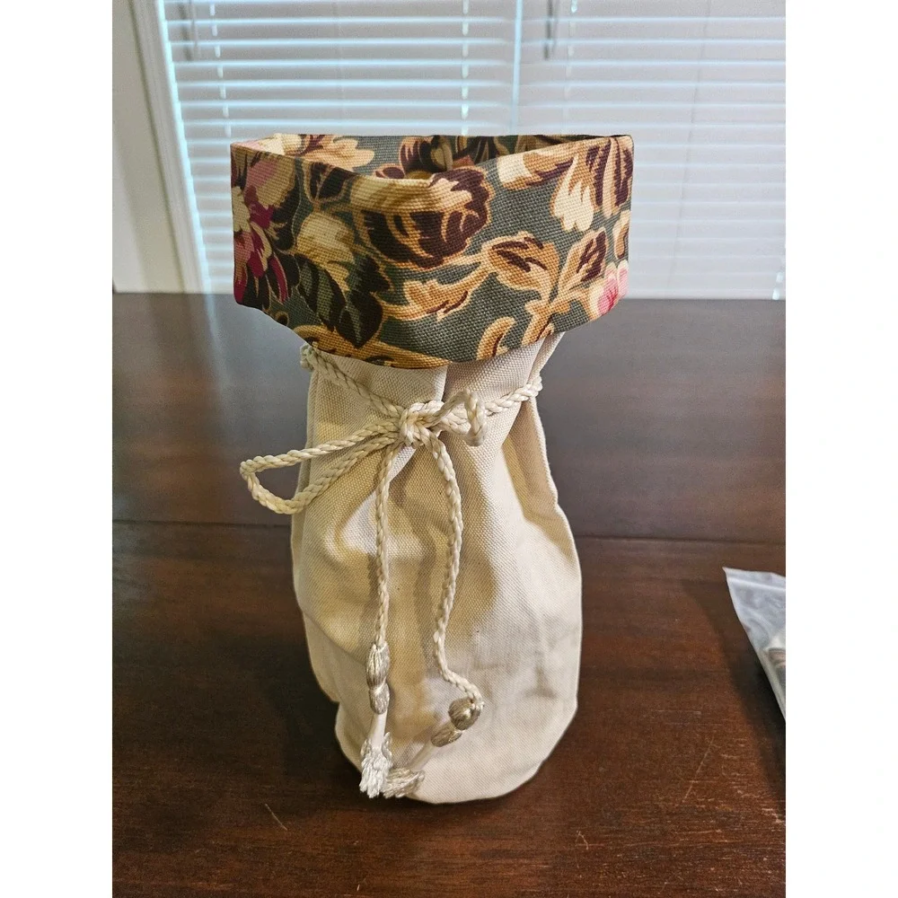 Longaberger Majolica Garden Fabric Wine Spirits Gift Bag Holder Set of 2